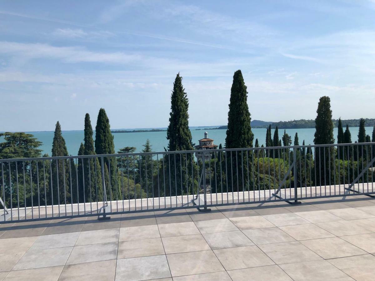 Residence Villa Alba Gardone Riviera Buitenkant foto